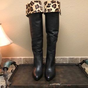 Steuart Weitzman Zookeeper F63942 7 1/2M New Boots